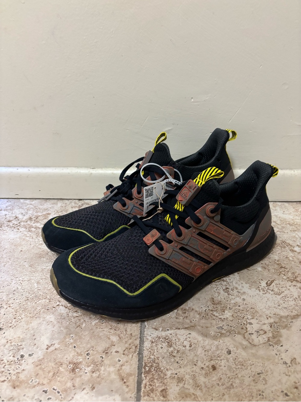 Adidas UltraBoost 1.0 x Fortnite Battle Bus Shoes Core Black Men's Sz 14 JQ0718